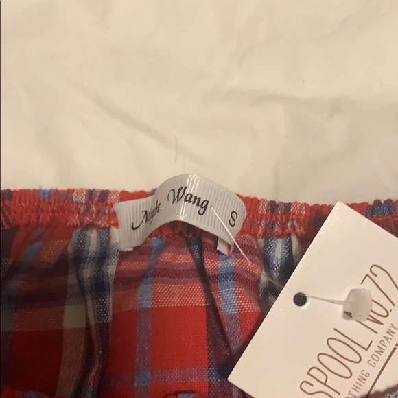 Red top - Picture 2 of 3